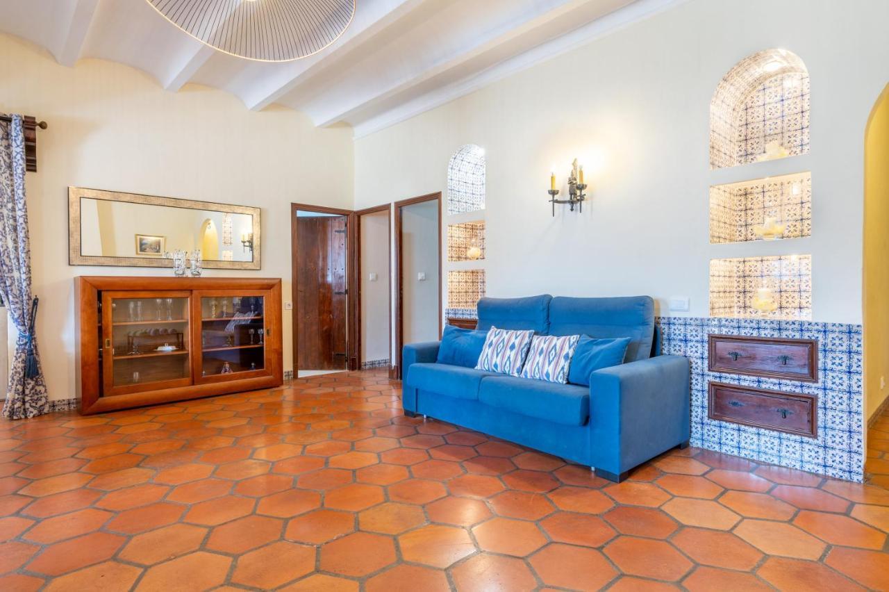 Petit Palau Apartment