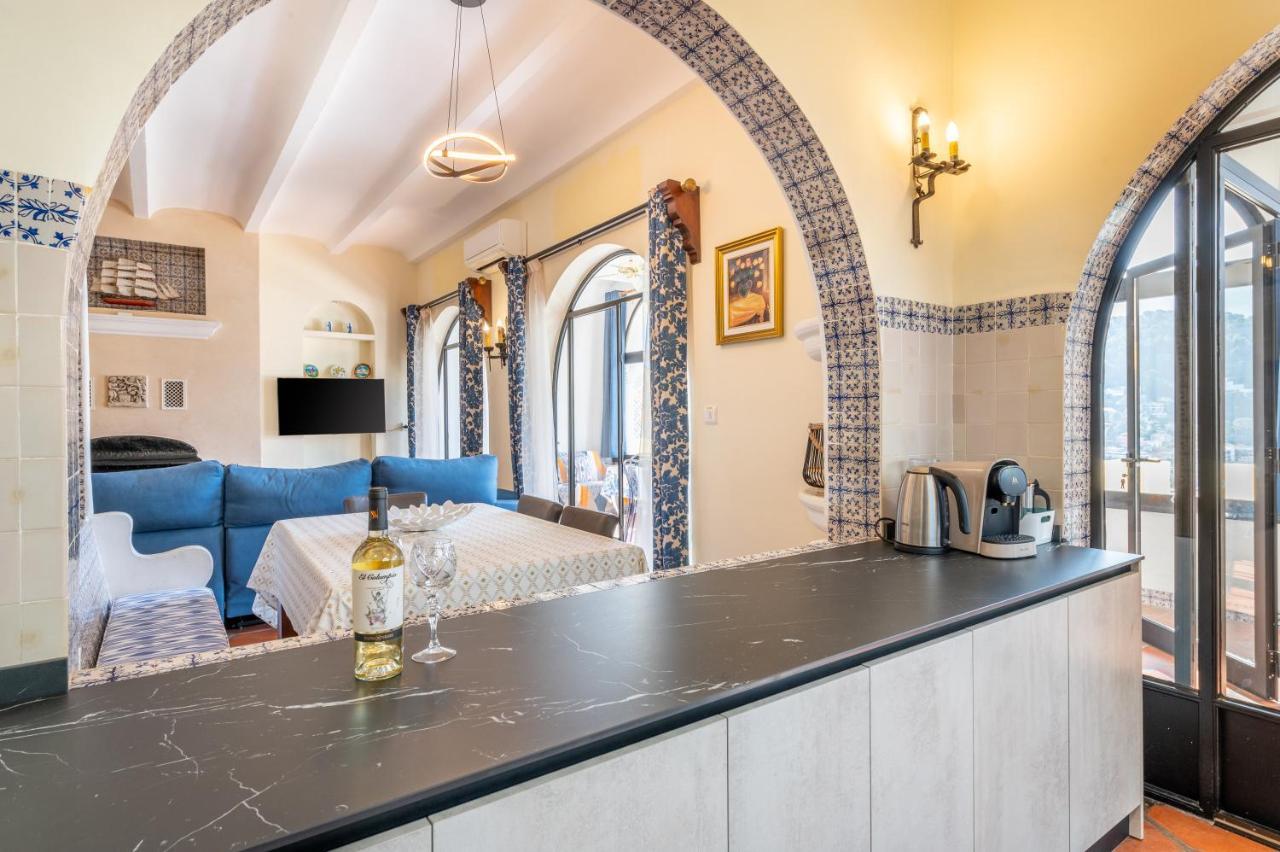 Petit Palau Apartment *